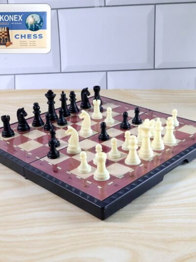 Foldable Magnetic Chess Board - Travel Friendly 24x24 cm