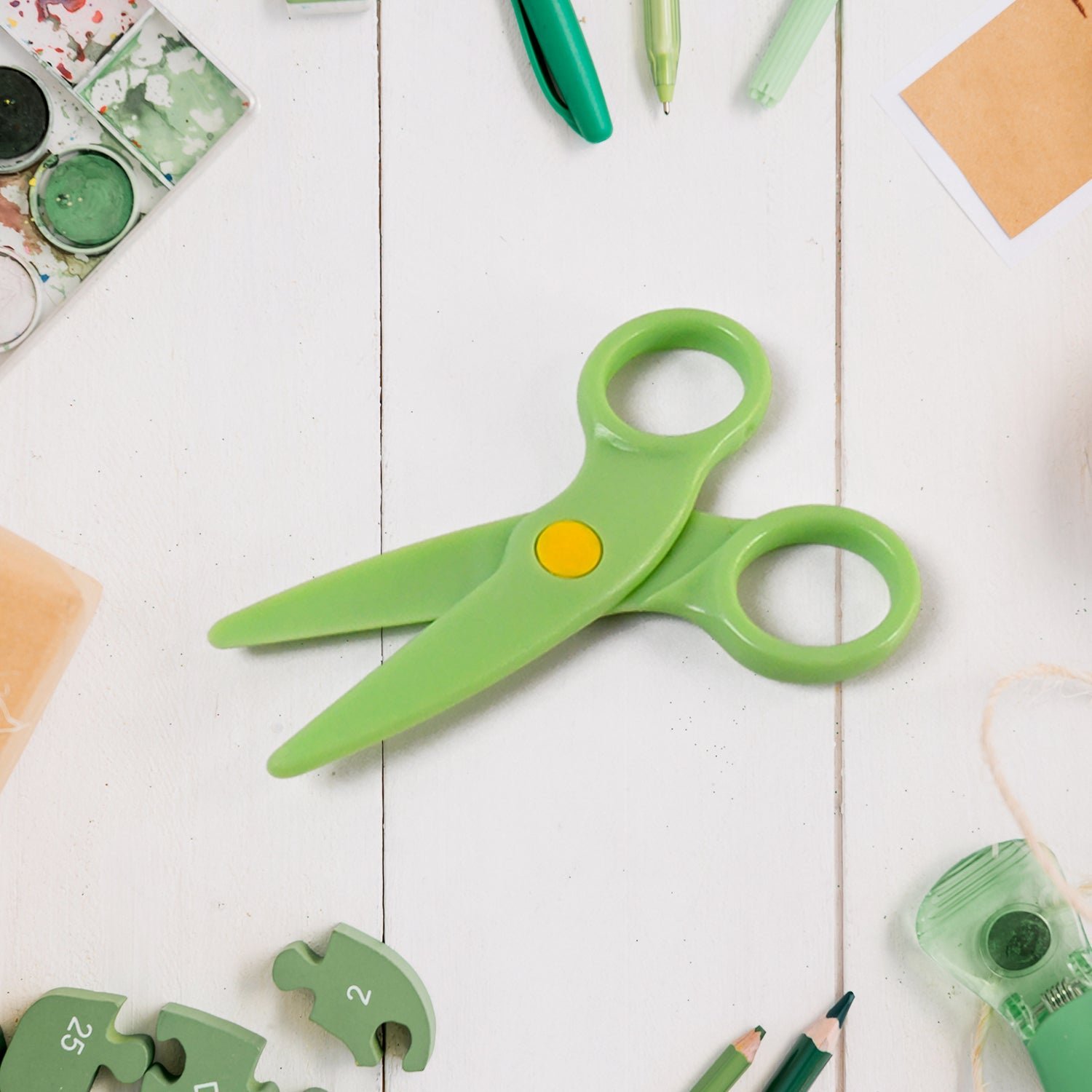 Plastic Safety Scissors – Safe, Colorful Preschool Training Tool