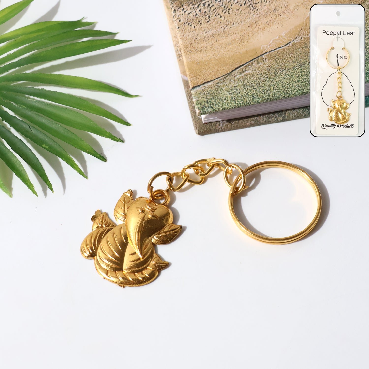 01 keychain 20e77b3c f62d 4774 9cbc a5c31f6d55a8.jpg