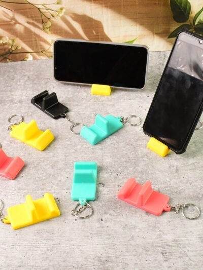 Mobile Stand Keychain – Compact 2-in-1 Phone Holder