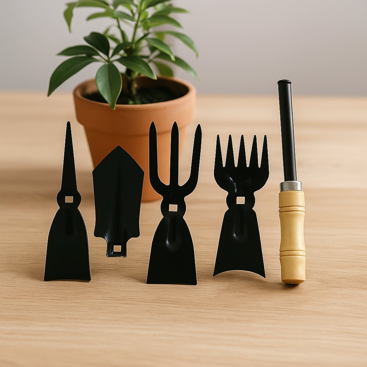 02 garden tool.jpg