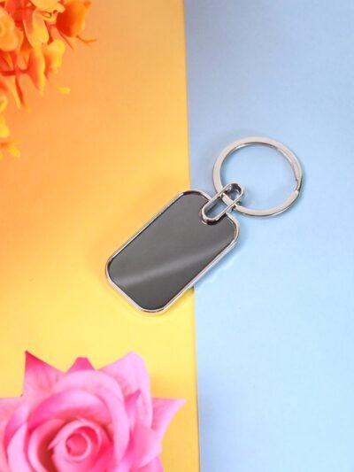 Metal Keyring – Durable Oval Keychain & Handbag Charm | ManVogue