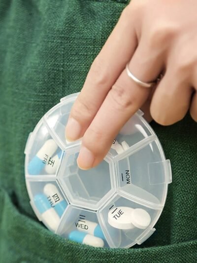 7-Sided Portable Pill Box – Compact Weekly Medicine Organizer