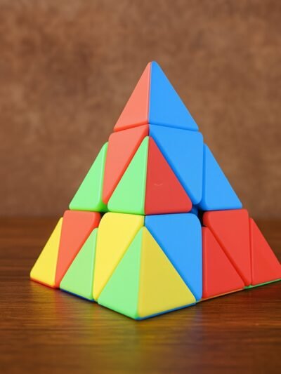 Triangle Puzzle Cube – Fast & Smooth Brain Teaser Toy