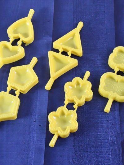 Plastic Cookie Cutter Set – 6-Pc Assorted Baking Moulds