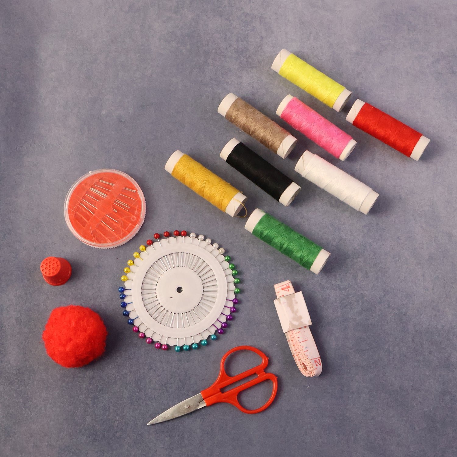 04 sewing set.jpg