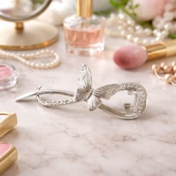 08 hair clip 599a4eb6 01e1 4816 a878 20ca1f54c2ab.jpg