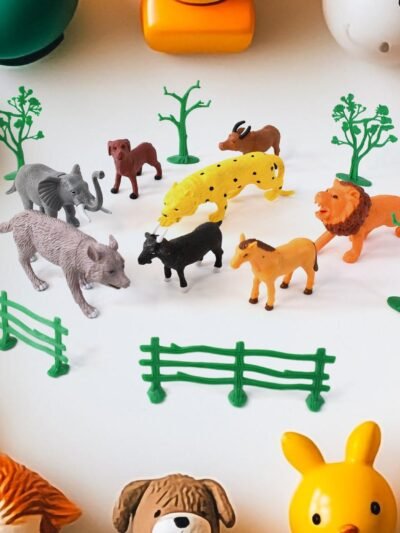 Animal Kingdom Toy Set – 14-Piece Realistic Wildlife Figures