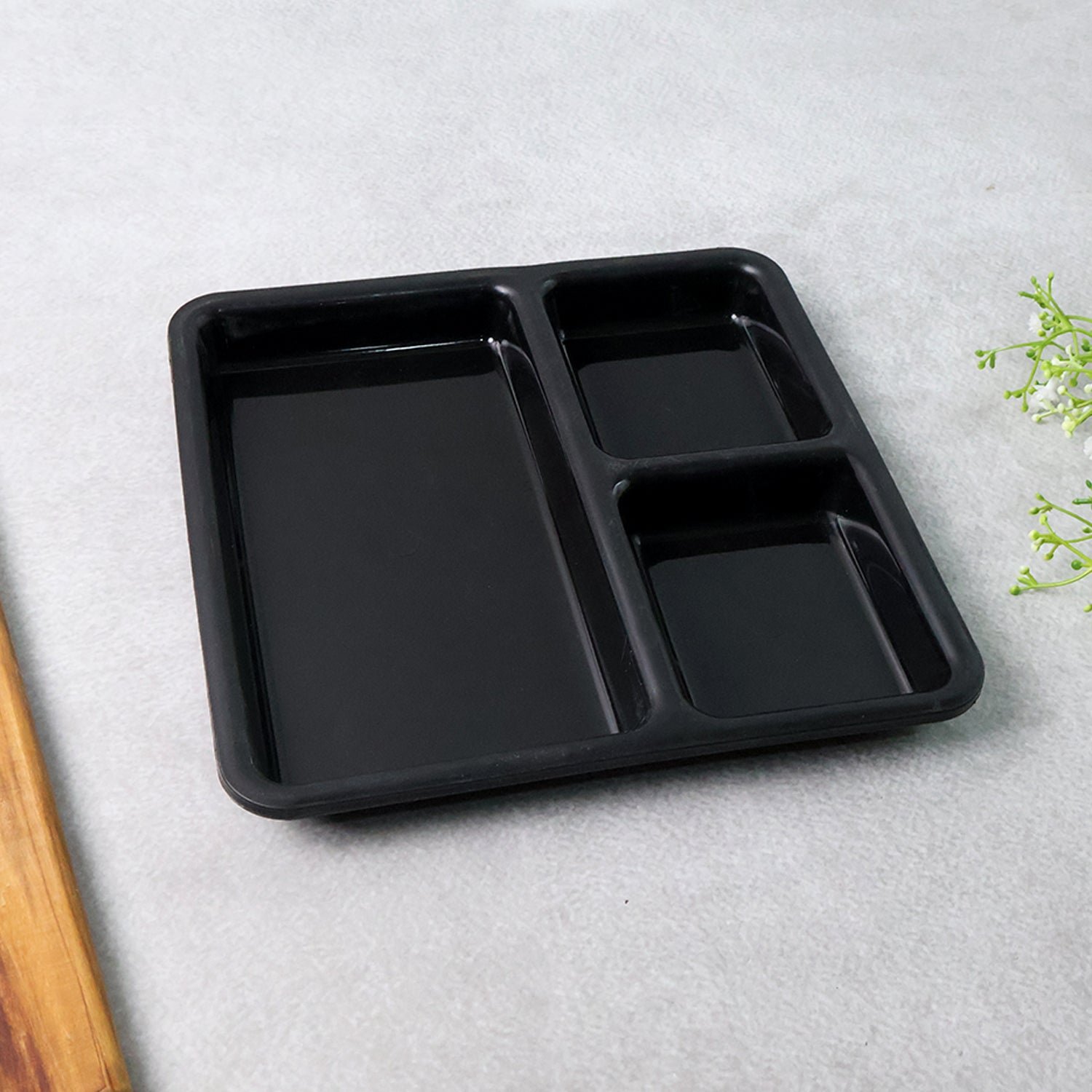 3 compartment serving tray 03.jpg 3 compartment serving tray 03.jpg