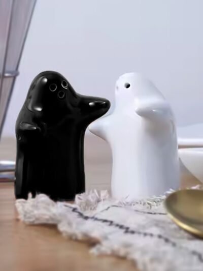 Ceramic Salt and Pepper Shakers – Modern Couple Design | Tidy Table