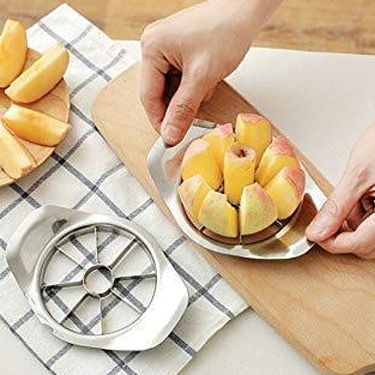applecutterstainless 05.jpg applecutterstainless 05.jpg