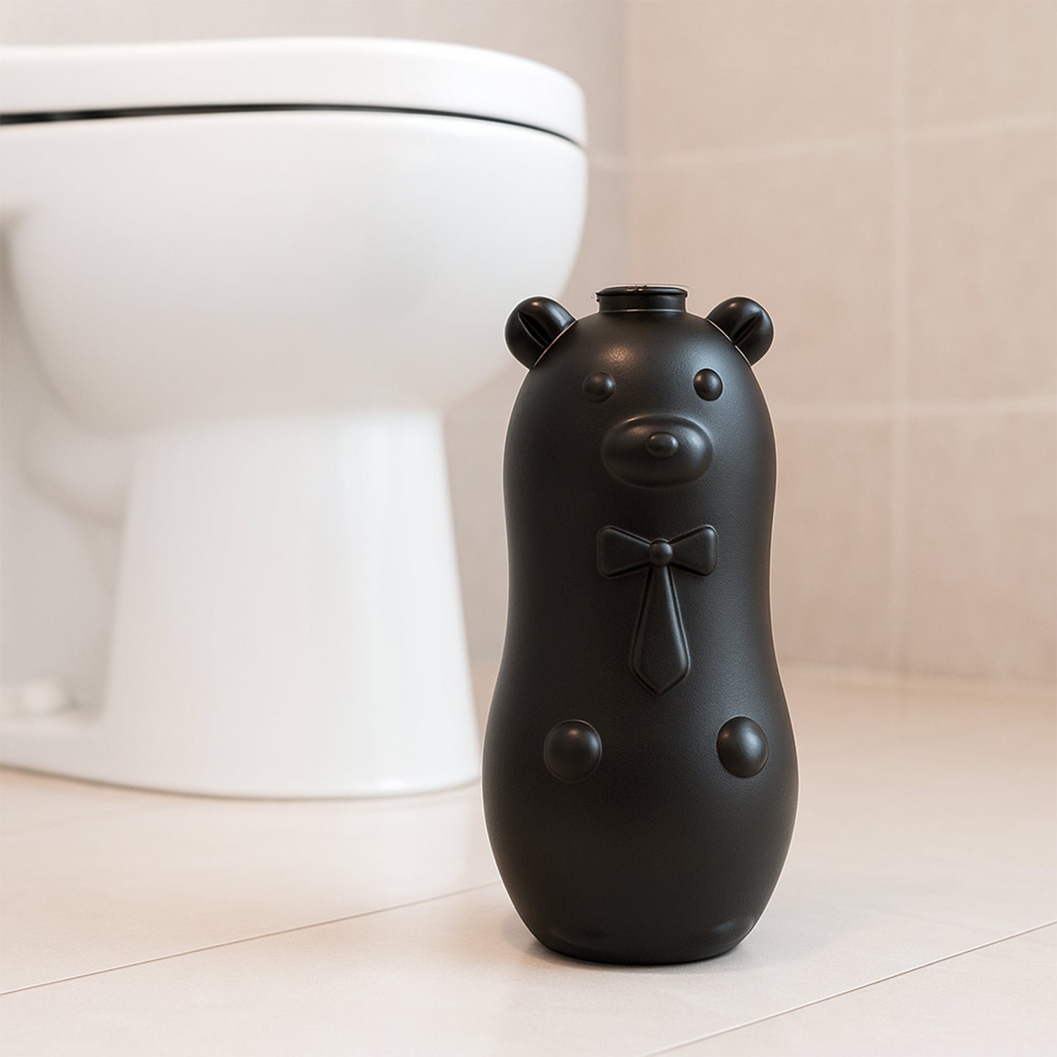 bearshapetoiletcleaner 02.jpg bearshapetoiletcleaner 02.jpg