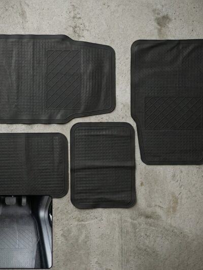 Heavy Duty Anti-Slip Rubber Car Foot Mat Set – Waterproof & Durable