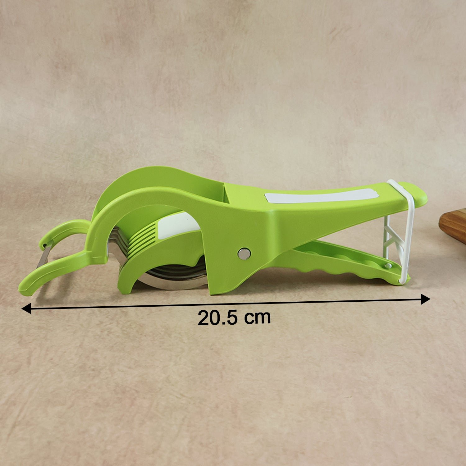 cutter with peeler 06.jpg cutter with peeler 06.jpg