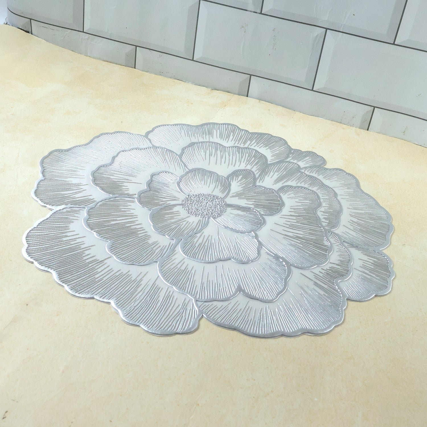 diningtablemat 05.jpg diningtablemat 05.jpg