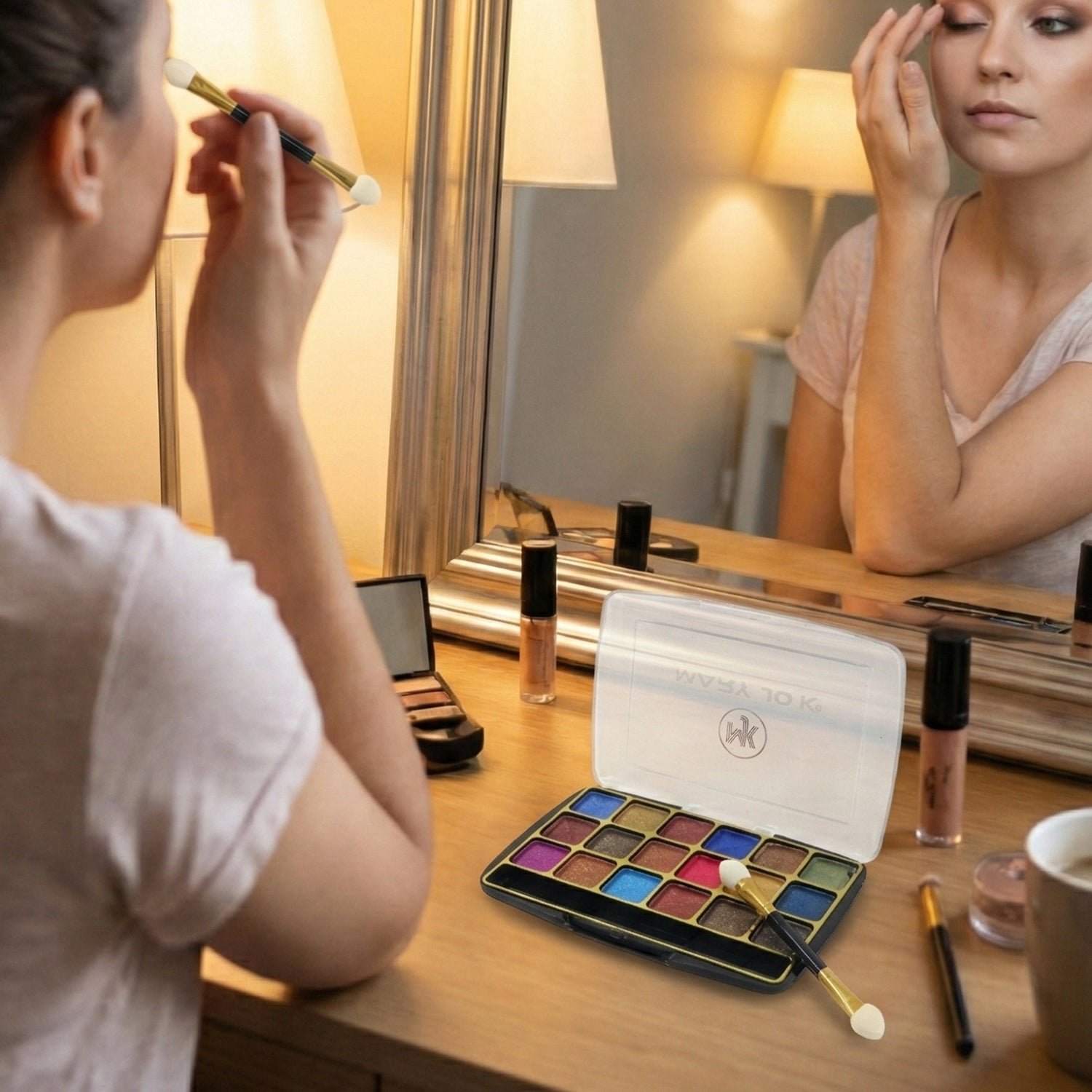 eyeshadow 03.jpg eyeshadow 03.jpg