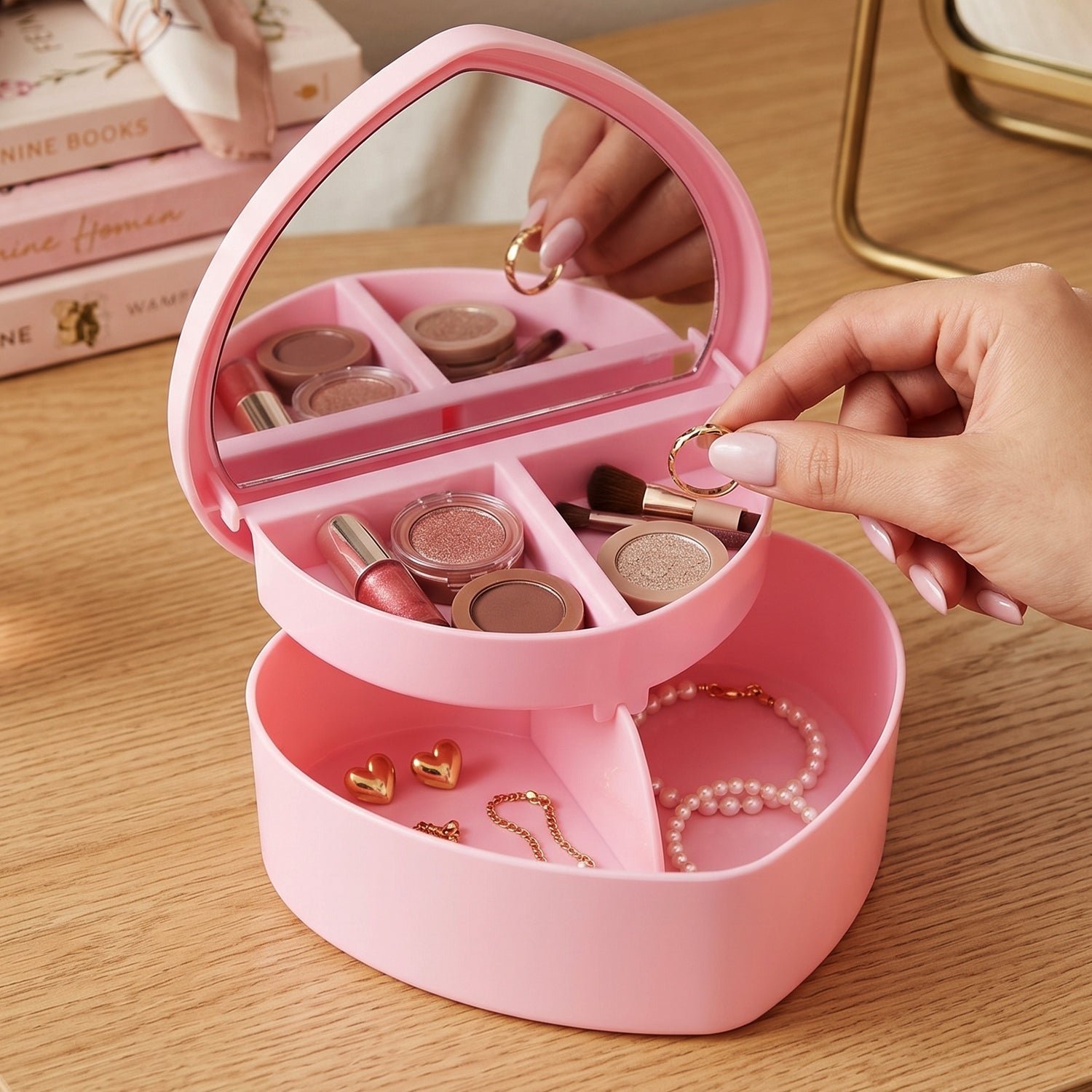 heart shape makeup box 5.jpg heart shape makeup box 5.jpg