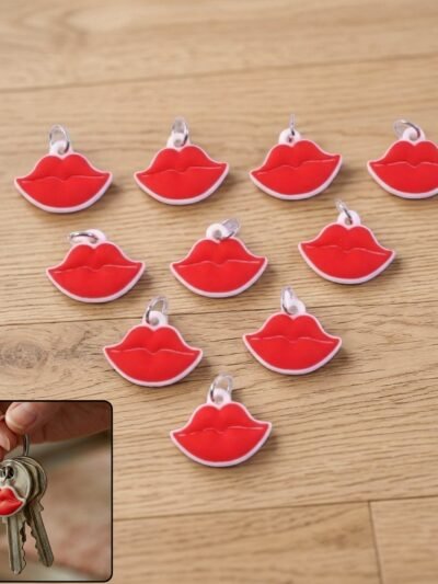 key chain accessories air kiss wosku 01.jpg