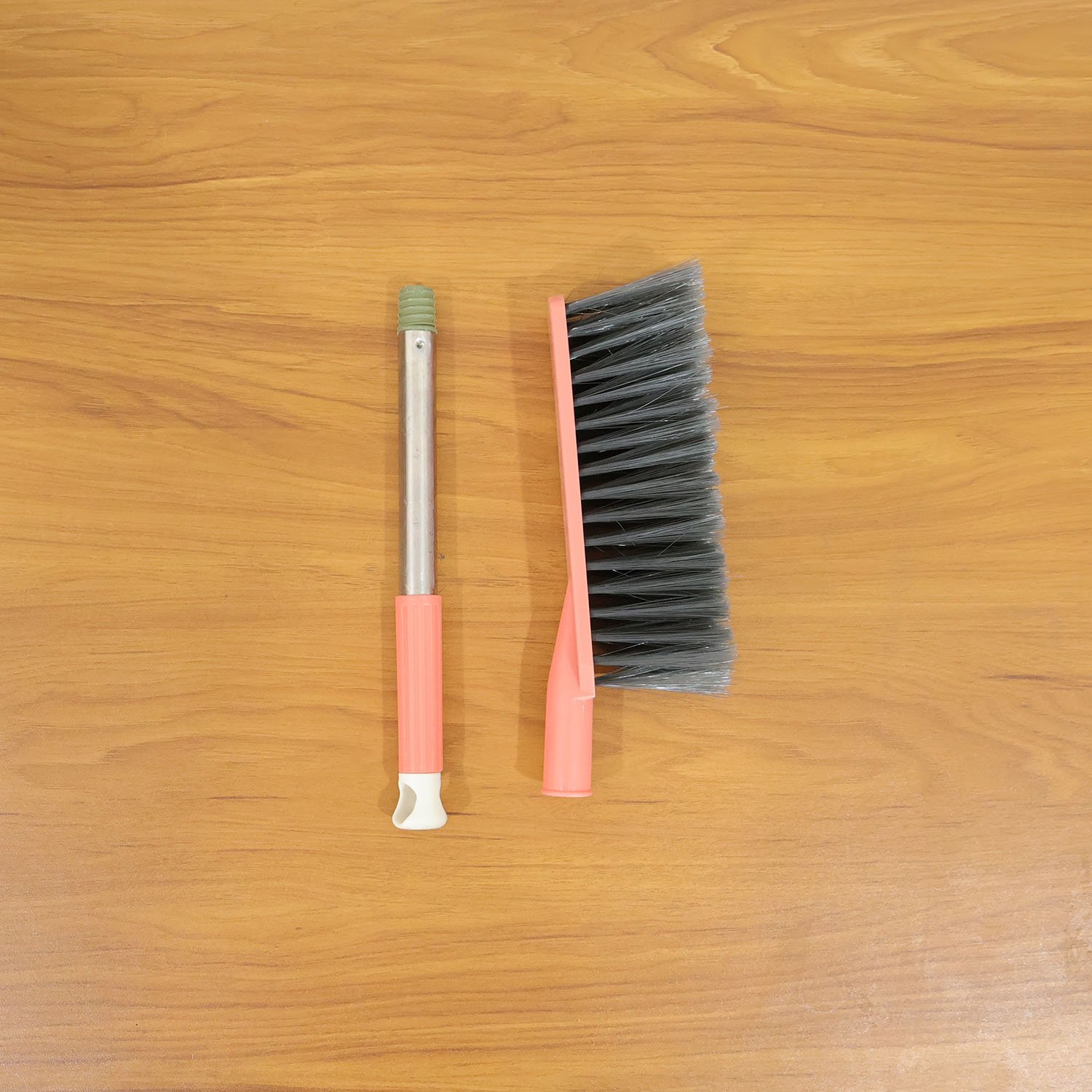 longhandlebrush live.jpg longhandlebrush live.jpg
