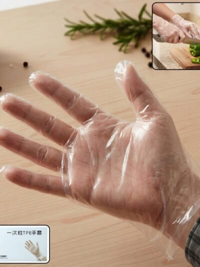 Disposable Plastic Gloves � Food-safe 100-piece pack for hygiene