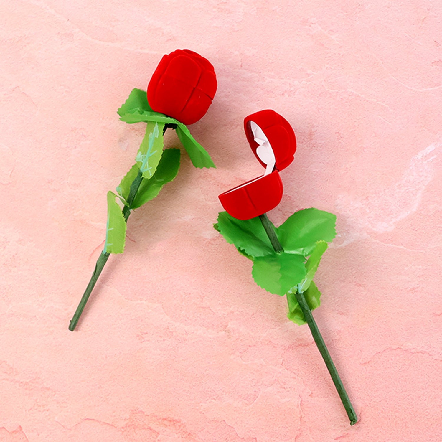 red rose ring box 04.jpg red rose ring box 04.jpg