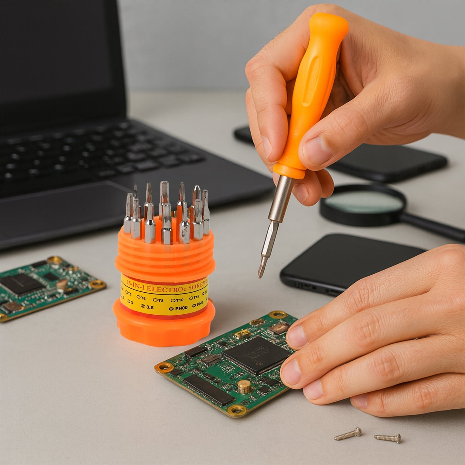 screwdriver set 06.jpg screwdriver set 06.jpg
