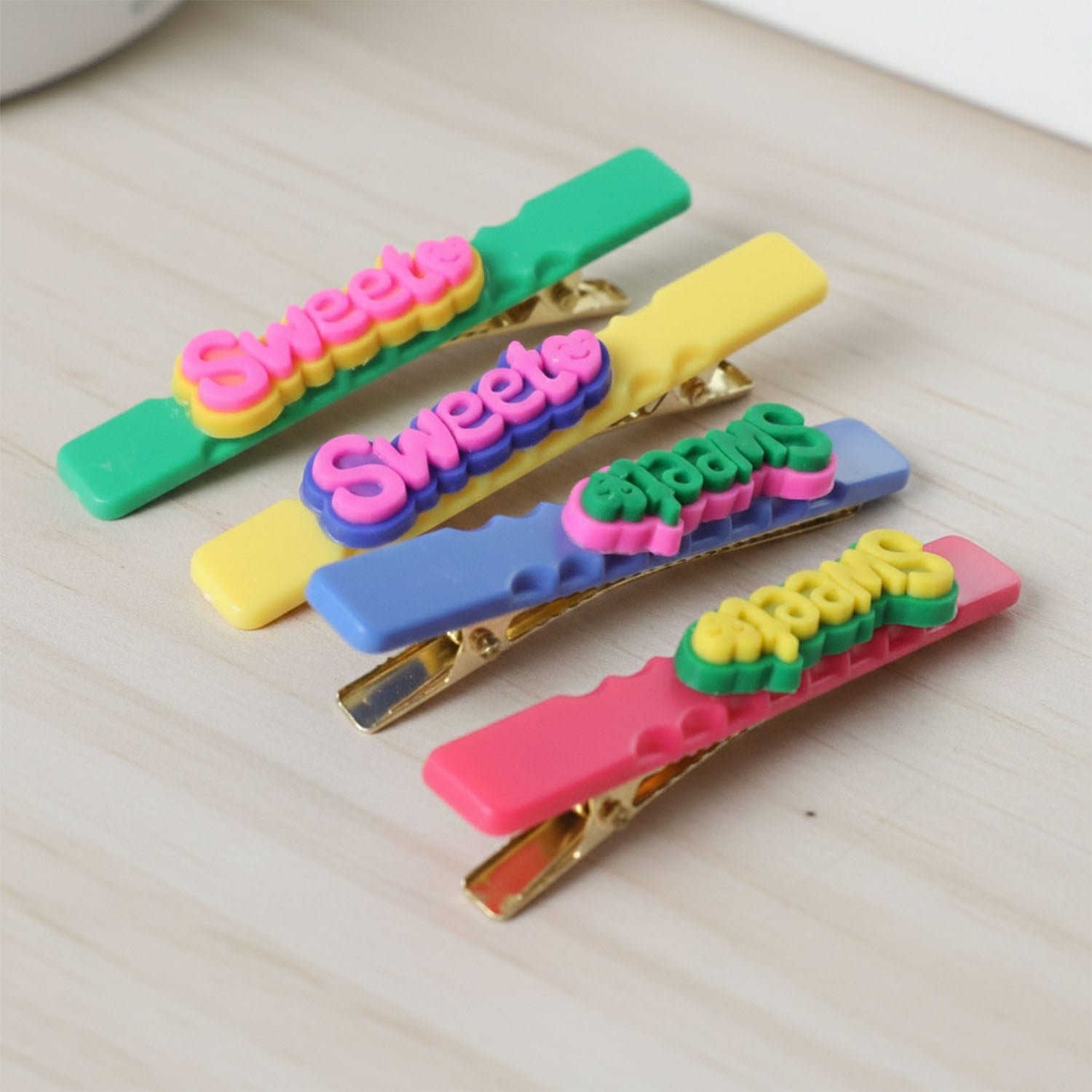 sweethairclip 05.jpg sweethairclip 05.jpg