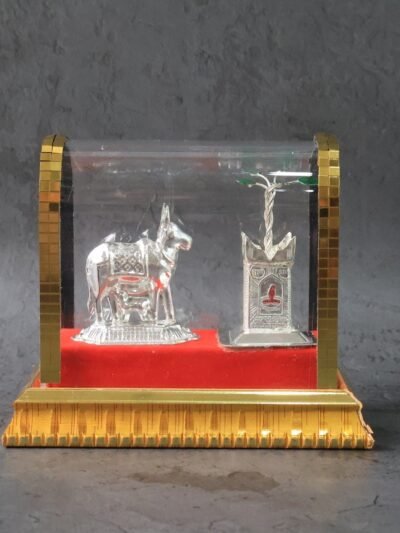 Kamdhenu Cow Idol Set – Silver-Plated Pooja Decor with Tulsi Plant