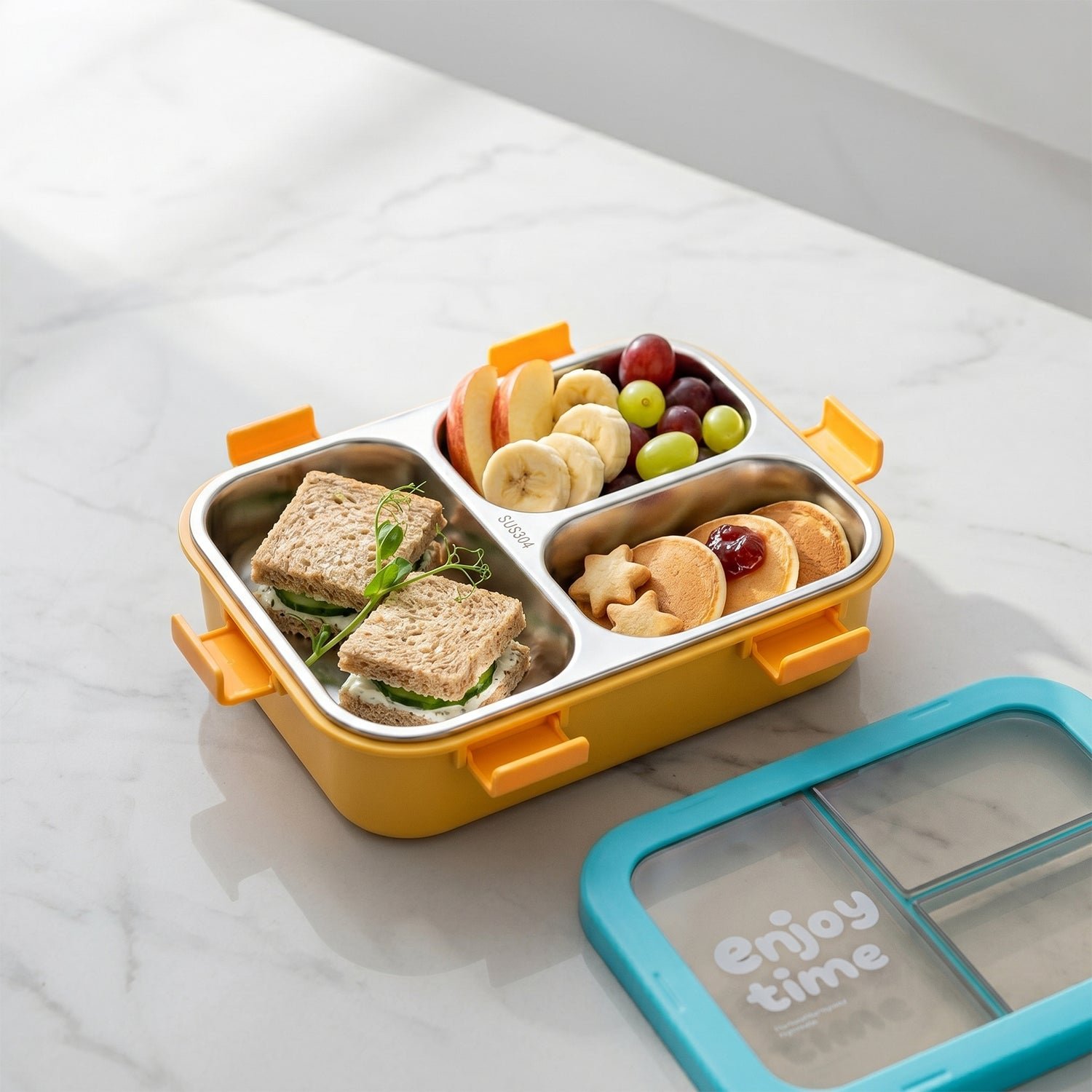 yellowkidslunchbox 03.jpg