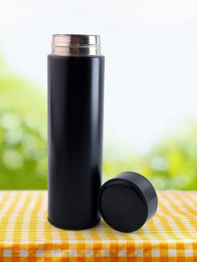 Vacuum Insulated Water Bottle – LED Temp Display 500ML